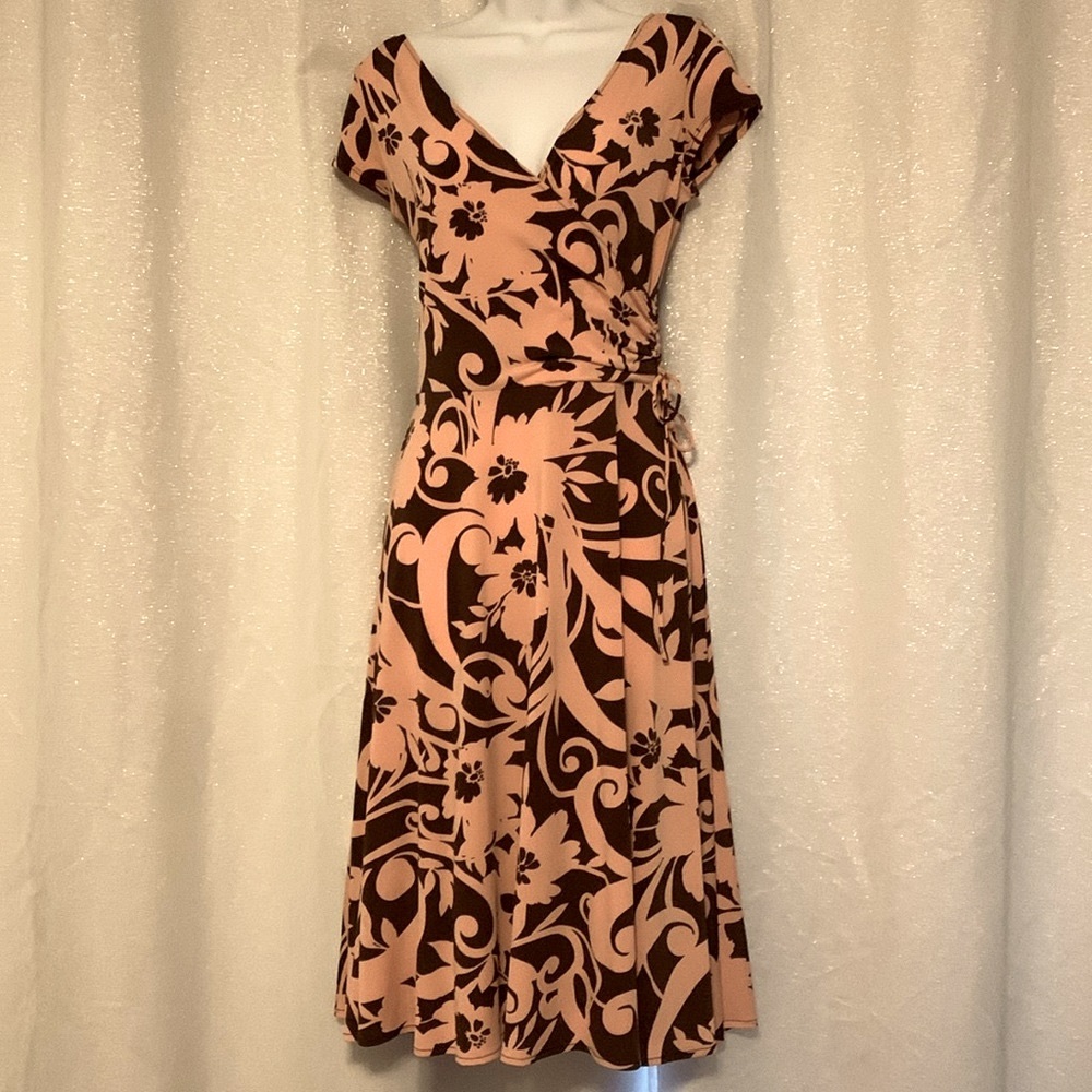 London Times peach and dark brown dress EUC